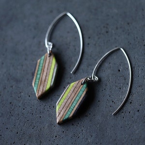 HEXALONG Skateboard Dangle Earrings GREY GREEN