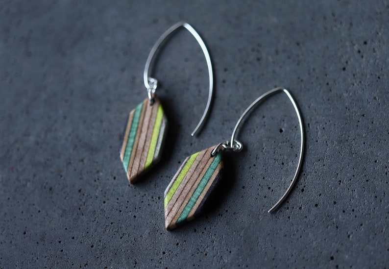 HEXALONG Skateboard Dangle Earrings GREY GREEN