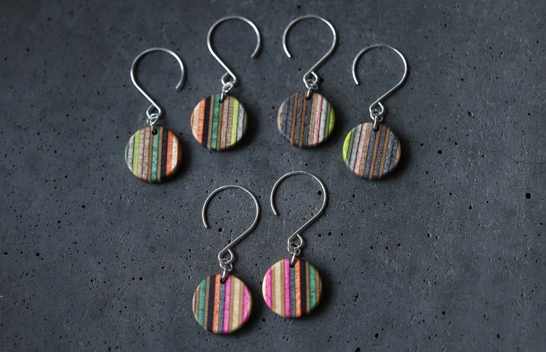 Boucles d'oreilles pendantes en forme de skateboard BALLOON image 4