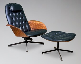 Restored Plycraft Mr. Chair and Ottoman by George Mulhauser - Mid Century Modern Bent Wood Walnut Lounge Chair Set