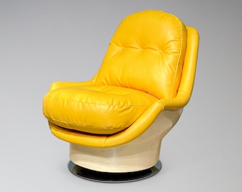 Restored Space Age Fiberglass Lounge Chair by Milo Baughman for Thayer Coggin - Mid Century Modern Retro Vintage Space Age Furniture