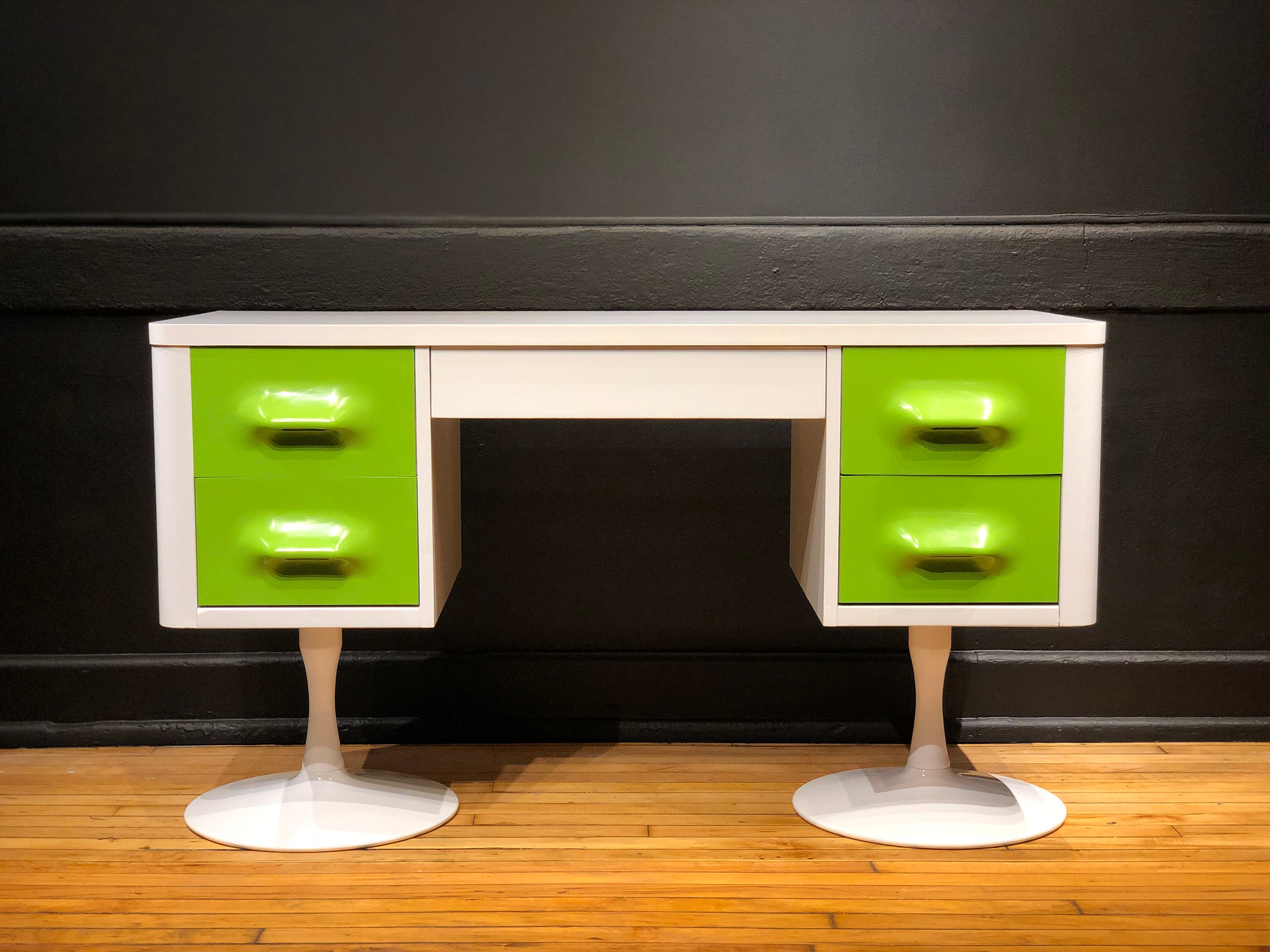 Broyhill computer desk discount