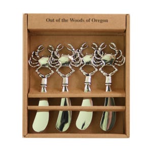 Set of 4 Cheese and Butter Spreader Knives - Critters