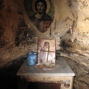 St Anthony 2 to 3 Day Chime Candle Service The Patron Saint of Lost Things