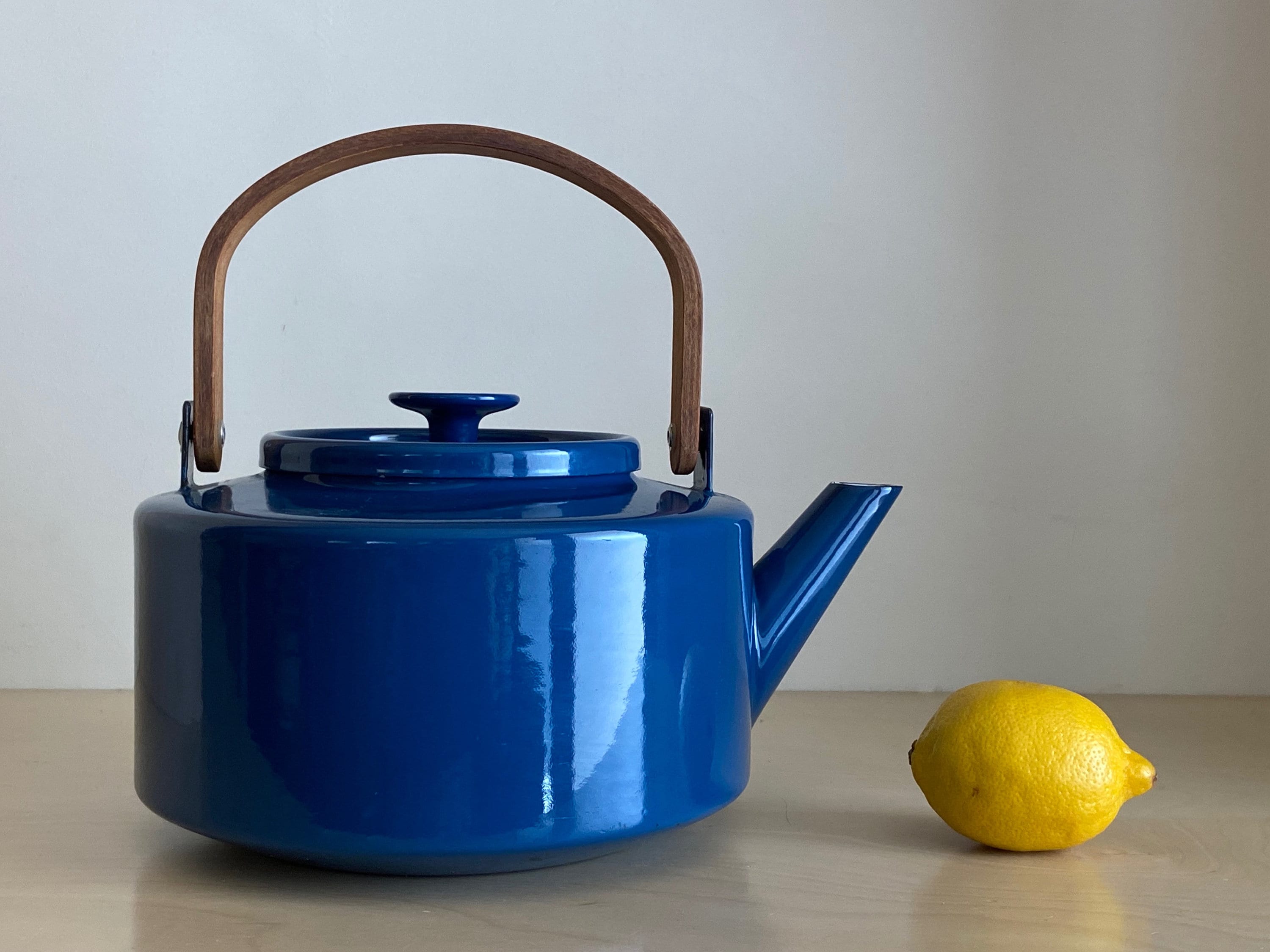 Vintage Teal Blue Retro Tea Kettle Teapot Kitsch Kitchen