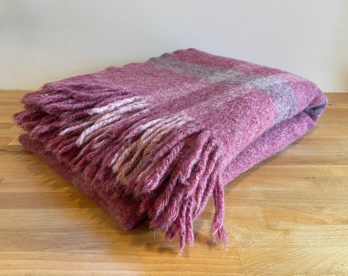 Snug Vintage Icelandic All Wool Blanket Samband for Landau Throw Fringe