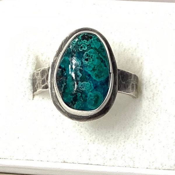 Chrysocolla Ring Blue & Green Sterling Silver Women's Size 7 1/2 Teardrop Natural Cabochon Modern Navajo Ring Southwestern Boho Ring Jewelry
