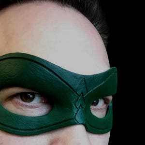 Quiver Costume Eye Mask Green Arrow Cosplay - Etsy