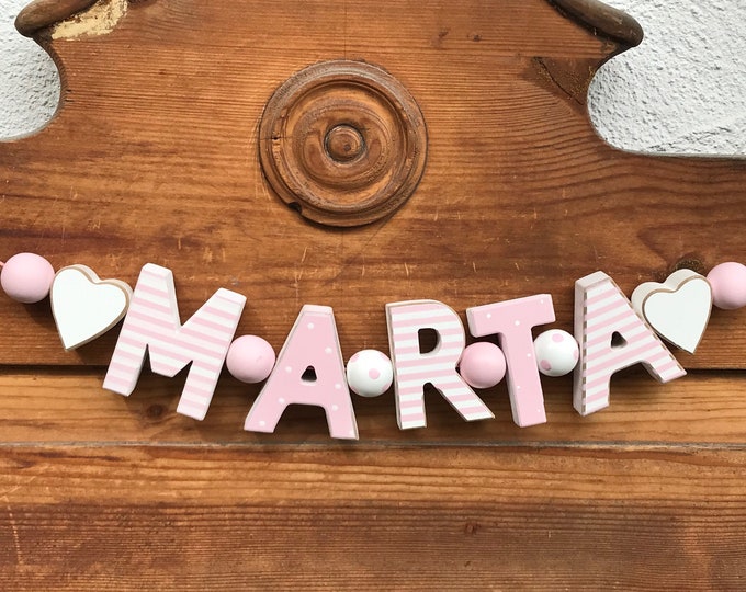 MARTA Rosa Namenskette Personalisiert KINDERZIMMER Tür Holzbuchstaben Taufe Deko Baby NAME Buchstabenkette Geburtsgeschenk