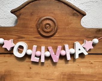 OLIVIA  Rosa Namenskette Personalisiert KINDERZIMMER Tür Holzbuchstaben Taufe Deko Baby NAME Buchstabenkette Geburtsgeschenk