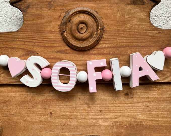 SOFIA Rosa Namenskette Personalisiert KINDERZIMMER Tür Holzbuchstaben Taufe Deko Baby NAME Buchstabenkette Geburtsgeschenk