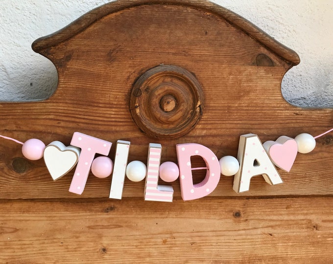 TILDA  Rosa Namenskette Personalisiert KINDERZIMMER Tür Holzbuchstaben Taufe Deko Baby NAME Buchstabenkette Geburtsgeschenk