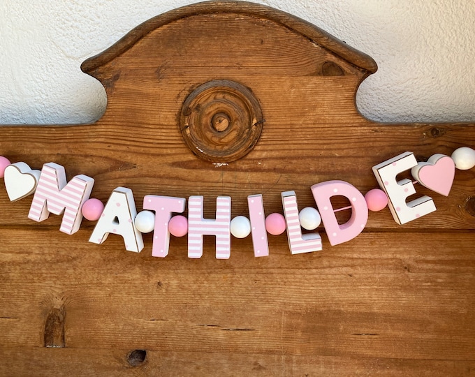 MATHILDE Rosa Namenskette Personalisiert KINDERZIMMER Tür Holzbuchstaben Taufe Deko Baby NAME Buchstabenkette Geburtsgeschenk