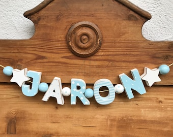 JARON Namenskette Personalisiert KINDERZIMMER Tür Holzbuchstaben Taufe Deko Junge Baby Blau NAME Buchstabenkette Geburtsgeschenk