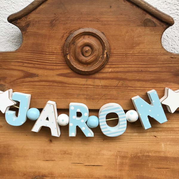 JARON Namenskette Personalisiert KINDERZIMMER Tür Holzbuchstaben Taufe Deko Junge Baby Blau NAME Buchstabenkette Geburtsgeschenk