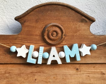 LIAM Namenskette Personalisiert KINDERZIMMER Tür Holzbuchstaben Taufe Deko Junge Baby Blau NAME Buchstabenkette Geburtsgeschenk