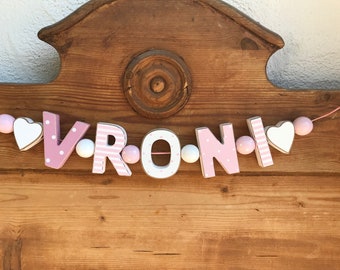 VRONI Rosa Namenskette Personalisiert KINDERZIMMER Tür Holzbuchstaben Taufe Deko BabyNAME Buchstabenkette Geburtsgeschenk