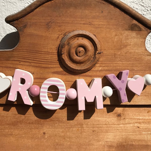 ROMY Rosa Namenskette Personalisiert KINDERZIMMER Tür Holzbuchstaben Taufe Deko Baby NAME Buchstabenkette Geburtsgeschenk