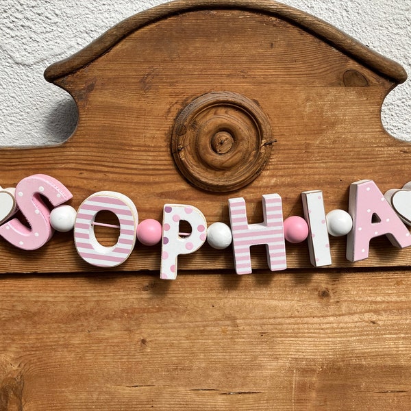SOPHIA  Rosa Namenskette Personalisiert KINDERZIMMER Tür Holzbuchstaben Taufe Deko Baby NAME Buchstabenkette Geburtsgeschenk