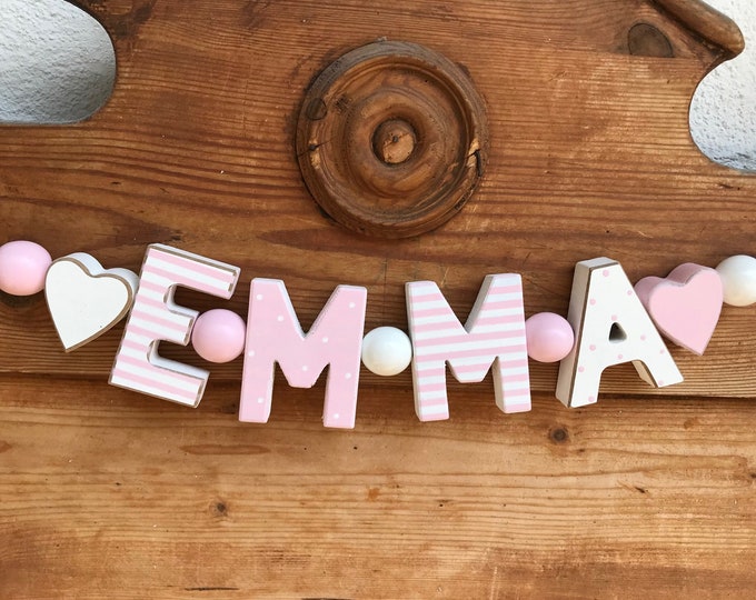 EMMA Rosa Namenskette Personalisiert KINDERZIMMER Tür Holzbuchstaben Taufe Deko Baby NAME Buchstabenkette Geburtsgeschenk