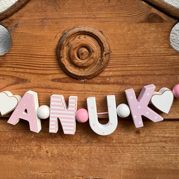 ANUK Namenskette Rosa Weiß Personalisiert KINDERZIMMER Tür Holzbuchstaben Taufe Deko Baby NAME Buchstabenkette Geburtsgeschenk