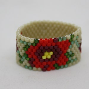 rings, beaded rings, peyote rings, poppies, flowers,