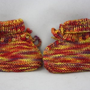 baby booties, booties, hand knit booties, knit booties, hand knits, brown booties, multicolor booties, striped booties, wool booties