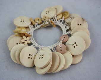 bracelets, tan bracelets, button bracelets, button jewelry, crocheted bracelets, crochet jewelry, hand made jewelry, handmade jewelry,