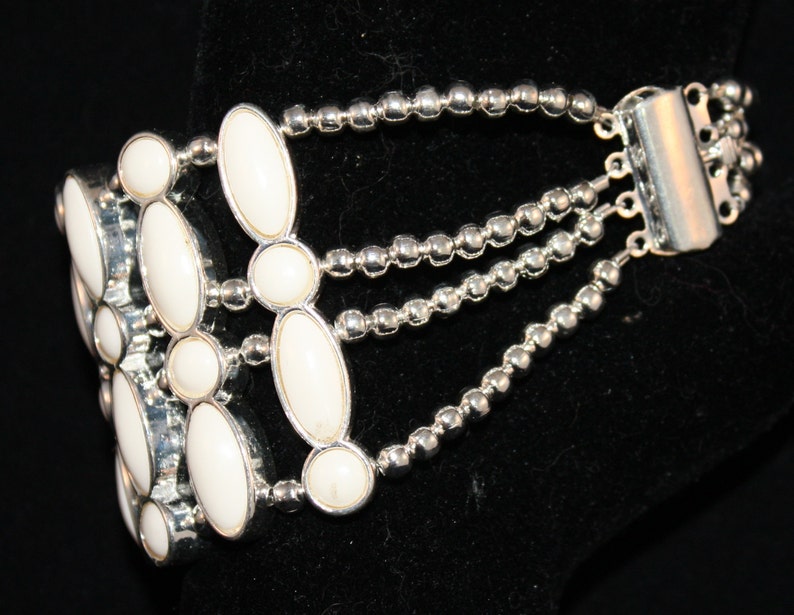 White Bezel and Cabochon Cuff Bracelet Cuff Bracelet White Etsy UK