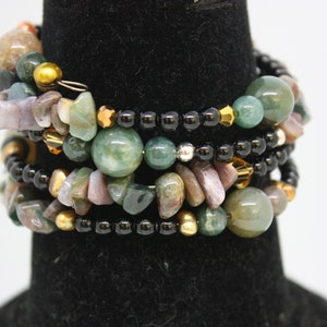 bracelets, beaded bracelets, memory wire bracelets, multicolor bracelets, agate bracelets, gemstone bracelets,