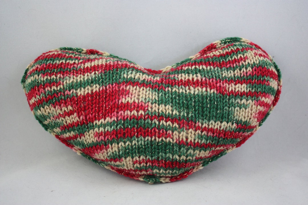 heart-pillow-knitted-pillow-knitted-pillows-heart-shaped-pillows