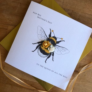 Personalised Mother's Day Card - Queen Bee - Mother's Day Card for a Special Mum, Nan, Carer, Step Mum, any name