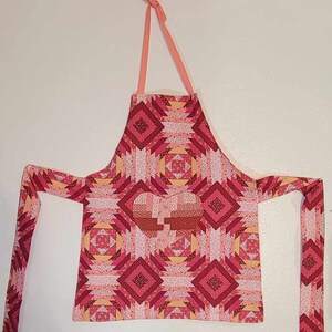 Quilt Print Apron w/ Heart pocket, Cooking, Baking, Cleaning, Painting, Hosting