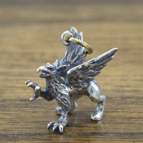 Pendentif Griffin, sculpture délicate à la main, 925, laiton argenté massif, PH76