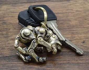 Capricious cat keyring,cat,movable joints,keyholder,Gift,delicate hand carving,Brass,KH11