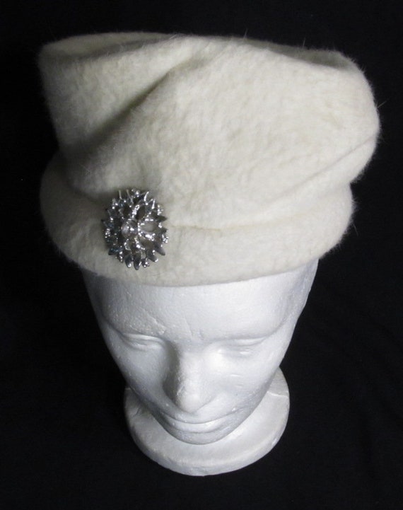 Vintage hat by Beltone  New York Made in Italy wi… - image 1