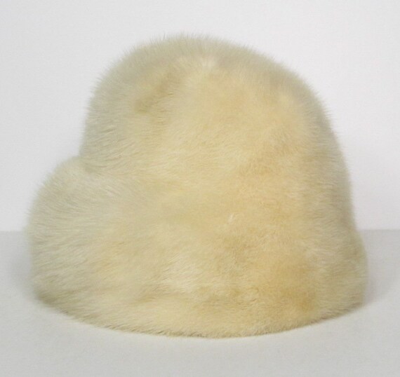 1950 Vintage mink white ivory cloche hat - image 3