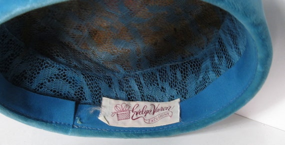 Lovely 1950 Vintage Evelyn Varon pillbox hat  Blu… - image 7