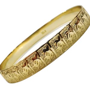 18K Gold Filled Copper Bangle Hawaiian Style Adorned by &quot;Honu&quot; Sea Turtle Design with Plain Edges Bracelet (Width: 8mm-12mm) Size 7.5&quot;-9&quot;