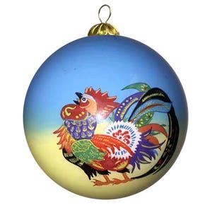 Handgeschilderd Kauai haan ontwerp "Kauai Hawaii" geschilderde culturele kunst messing filament kerstboom kerstversiering huis accentornament