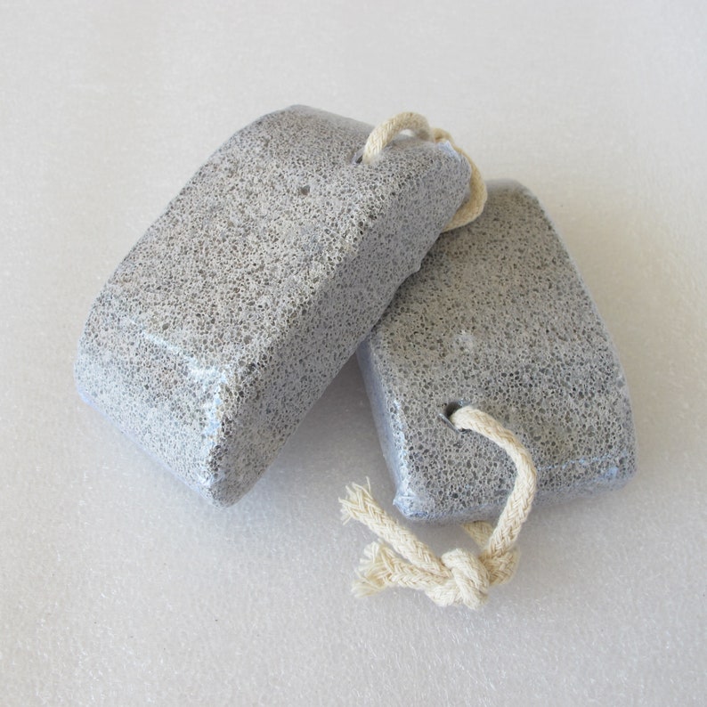 Pumice stone with string, smooth feet image 3