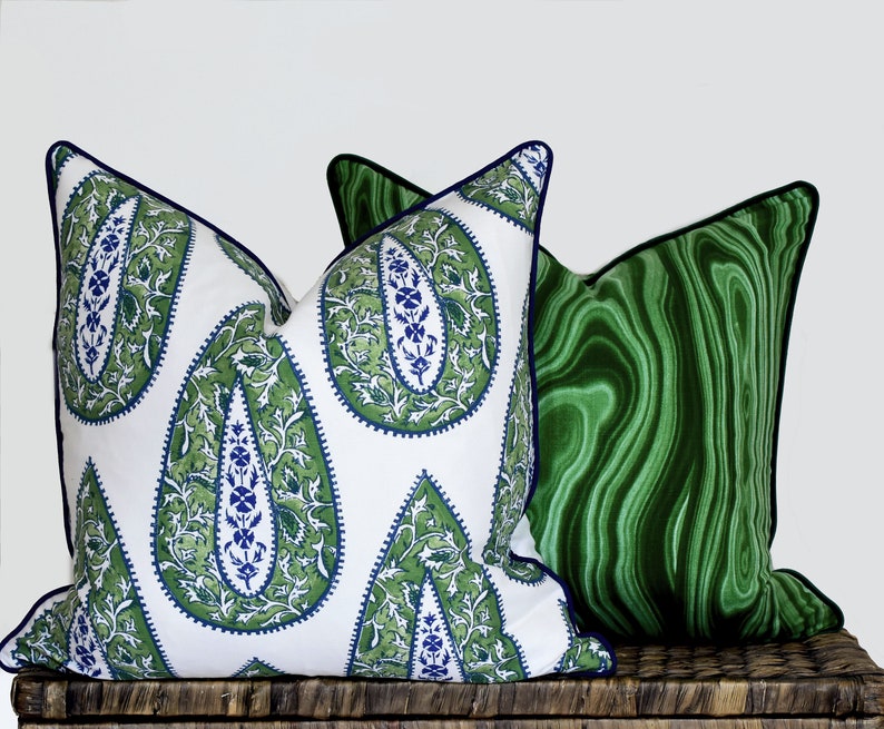 Green and Navy Pillow Cover Kelly Green Chinoiserie Chic Etsy UK