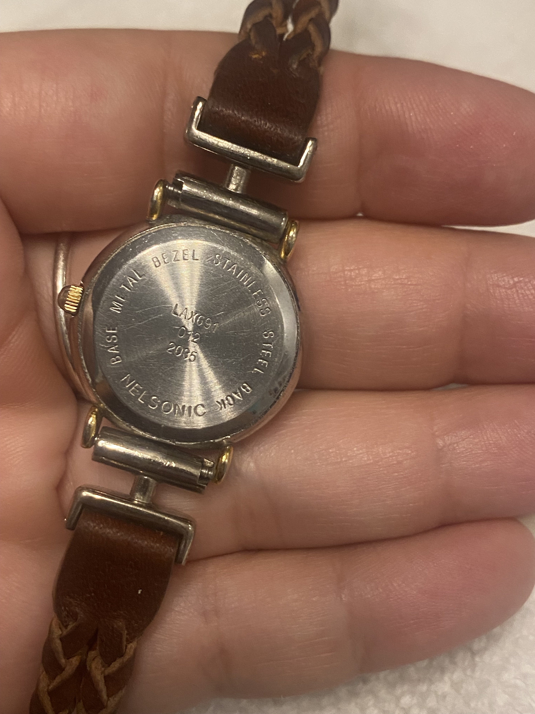 LA Express Abalone LAX402 New Battery Ladies Watch 41MM 7.75\