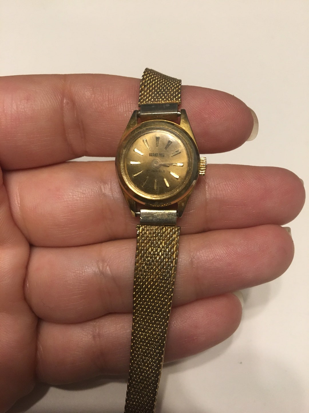 Grand Prix 17 Jewels Ladies Vintage Wind up Watch Runs Etsy