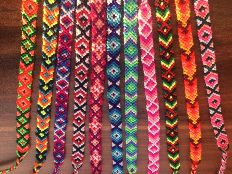 Friendship Bracelet woven Native Beach.Braided bracelet.Surfer Gift.Summer.Friend.Jewelry.Aztec.Girlfriend Men.Guy.Rainbow.Pattern.Colorful.