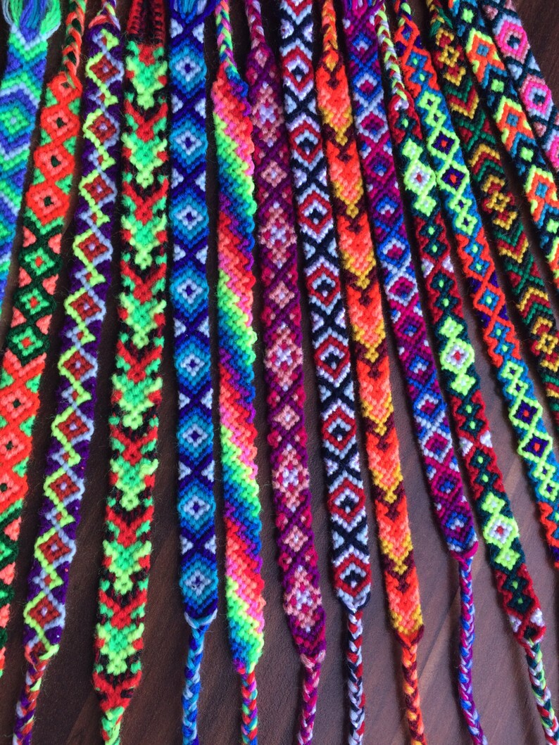 Friendship Bracelet woven Native Beach.Braided bracelet.Surfer Gift.Summer.Friend.Jewelry.Aztec.Girlfriend Men.Guy.Rainbow.Pattern.Colorful.