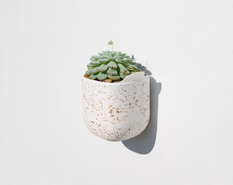 Self Watering Floating Wall Planter with Drainage - Speckled Earthware Finish