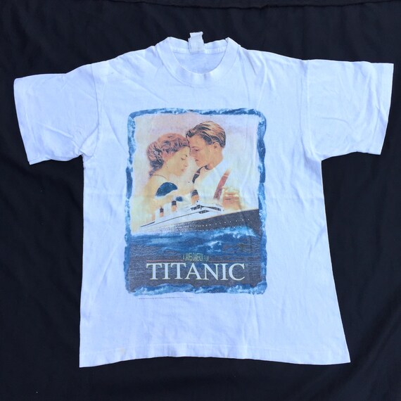 Vintage 90s Titanic 1998 T-Shirt