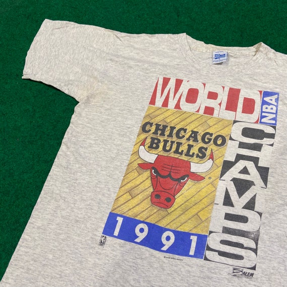 Vintage 1990's Chicago Bulls T-Shirt
