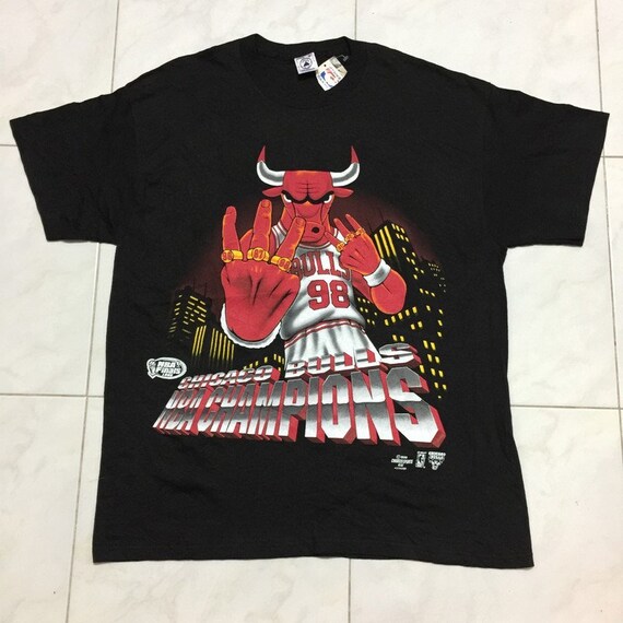 Vintage 1990's Chicago Bulls NBA Champions 1998 T-